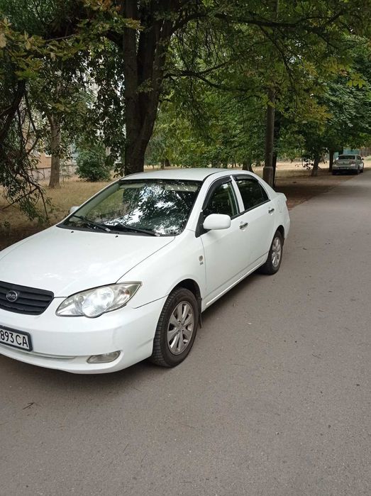 Продам авто BYD F-3
