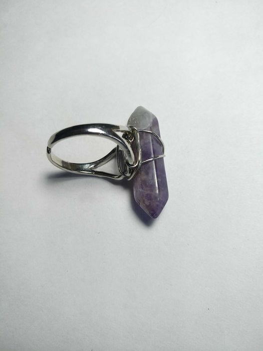 Pierścionek z ametystem naturalnym