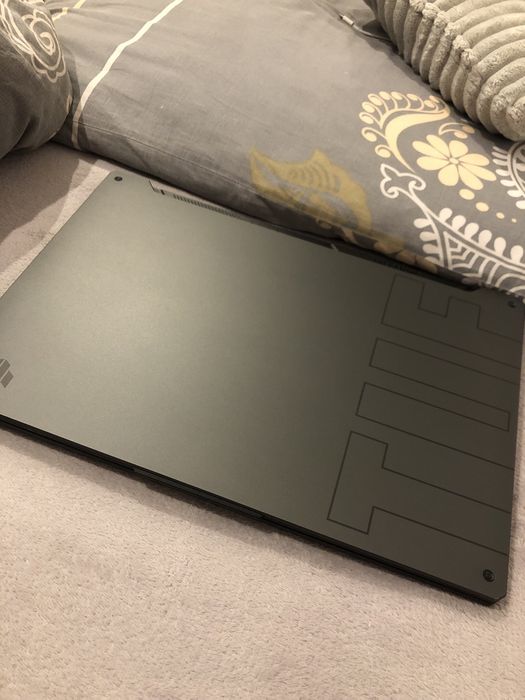 Laptop Asus TUF Gaming F17 - RTX 3050, 512GB, 16GB Ram