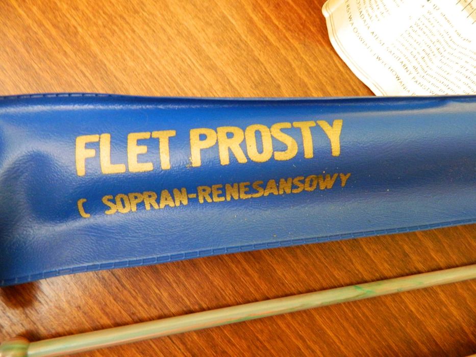 flet prosty sopran c PRL nowy