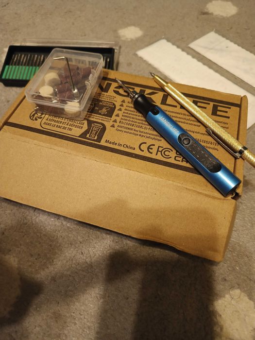 Grawer, mini wiertarka