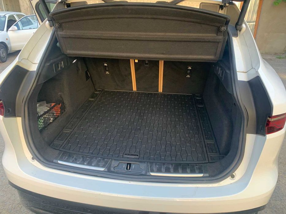 продам jaguar f-pace
