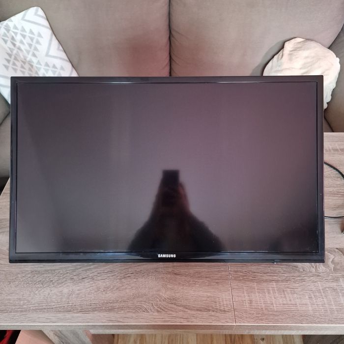 Telewizor Samsung 32 cale wysięgnik LED okablowanie pilot stan bdb