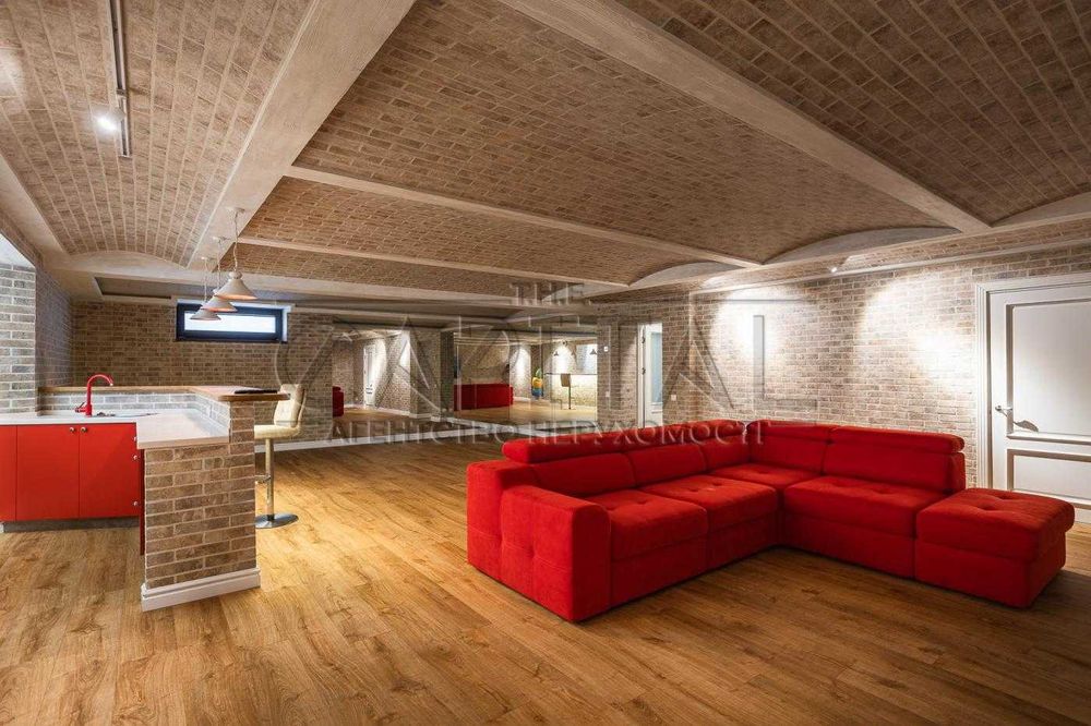 ПРОДАЖ шикарного будинку в престижному КМ Green Hills 315м2  11 соток