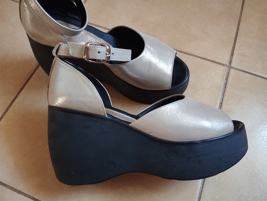 Босоніжки 36 розмір