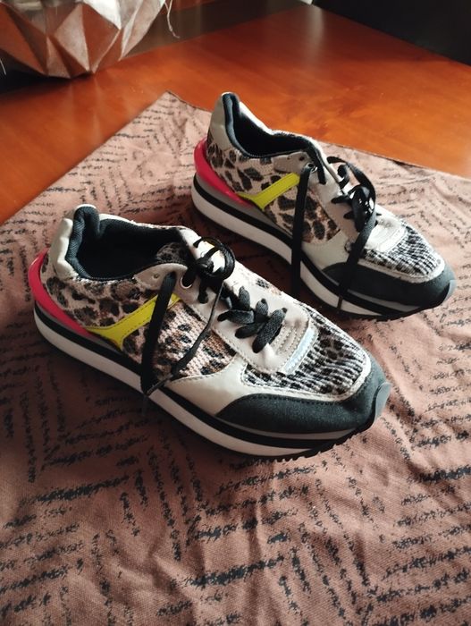 Sapatilhas como novas