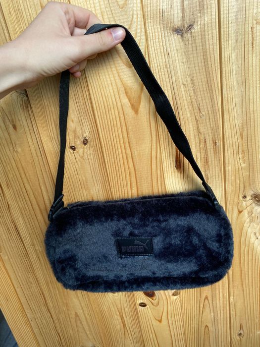 Core Flute Bag Puma сумка хутряна