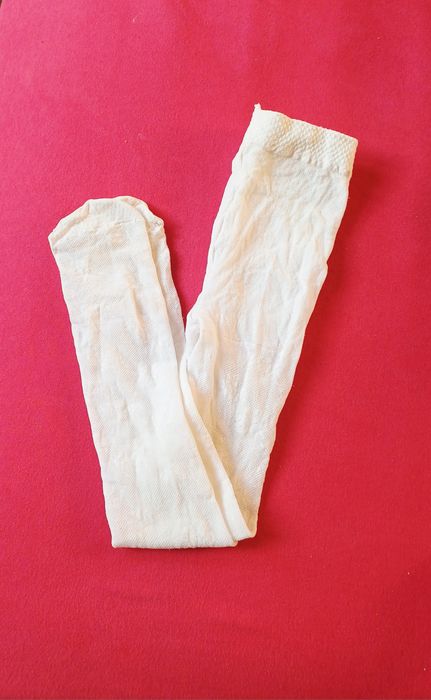 Rajstopy z wzorkiem na 4-5 lat