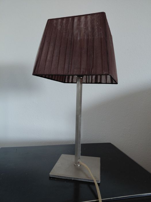 2 candeiros pequenos