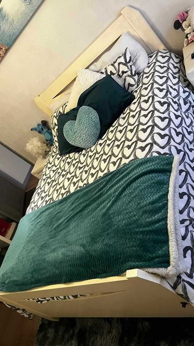 Cama Lacada em Branco Creme, Estrado e Colchão