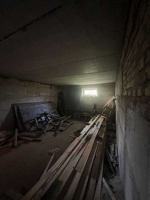 Будинок в Городку біля річки Устя