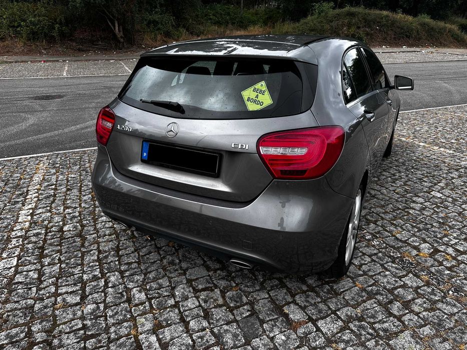 Mercedes-Benz A 200 CDI Urban Auto 7G-DCT | Pack Night | Nacional | 2014