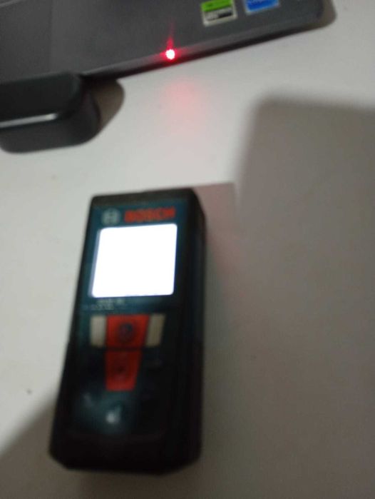Лазерний далекомір Bosch GLM 50 Professional б.у