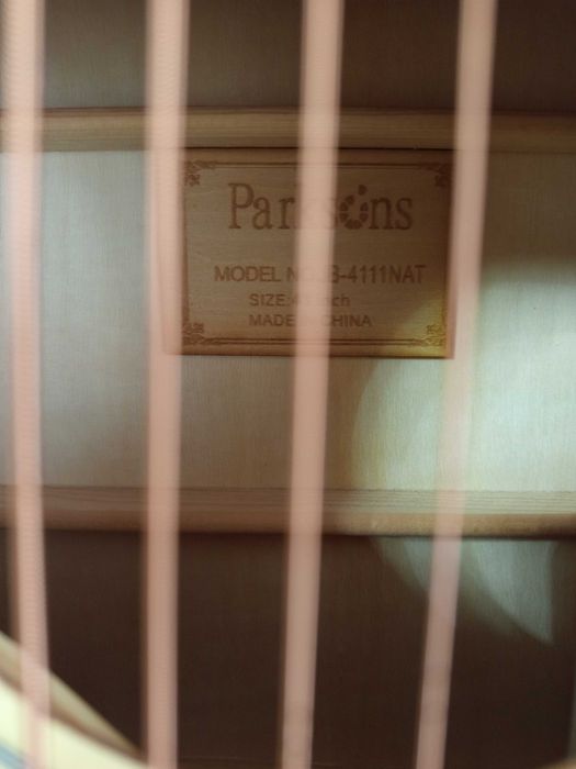 Продам нову гітару.