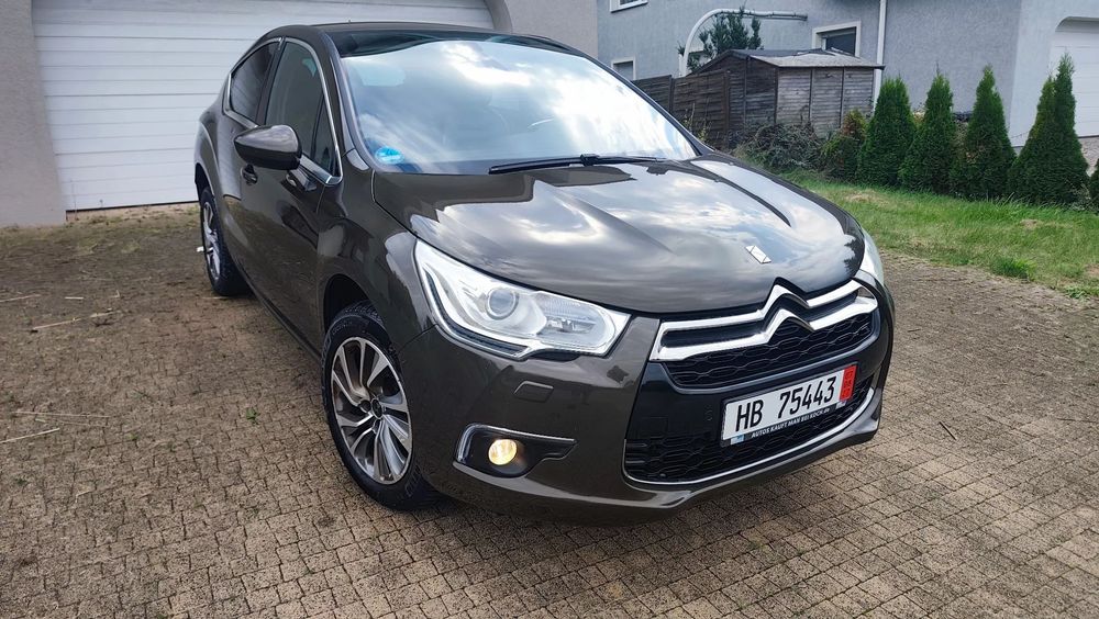 DS Automobiles DS 4