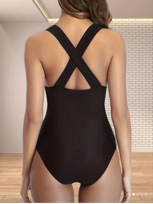 Продам купальник сдельный