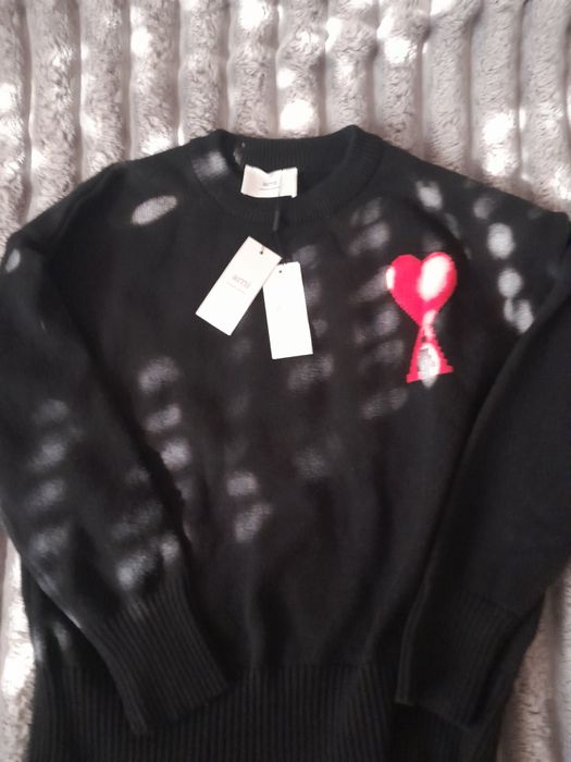 Camisola da AMI com etiquetas