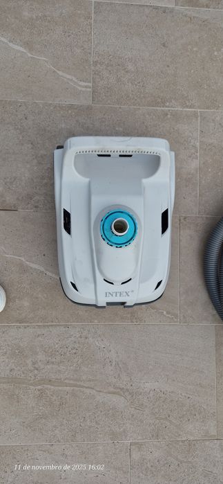 Aspirador piscina intex