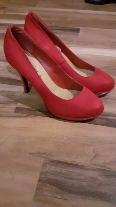 Buty rozm 40 PIĘKNE
