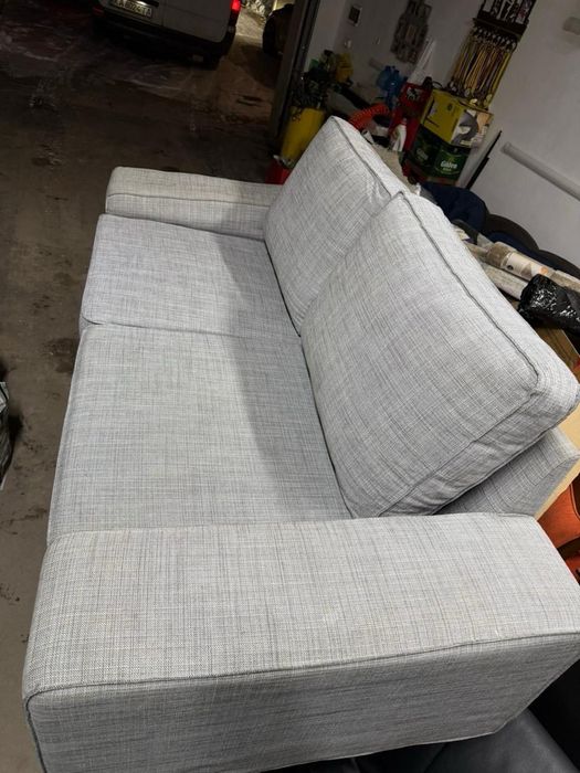 Диван для вітальні