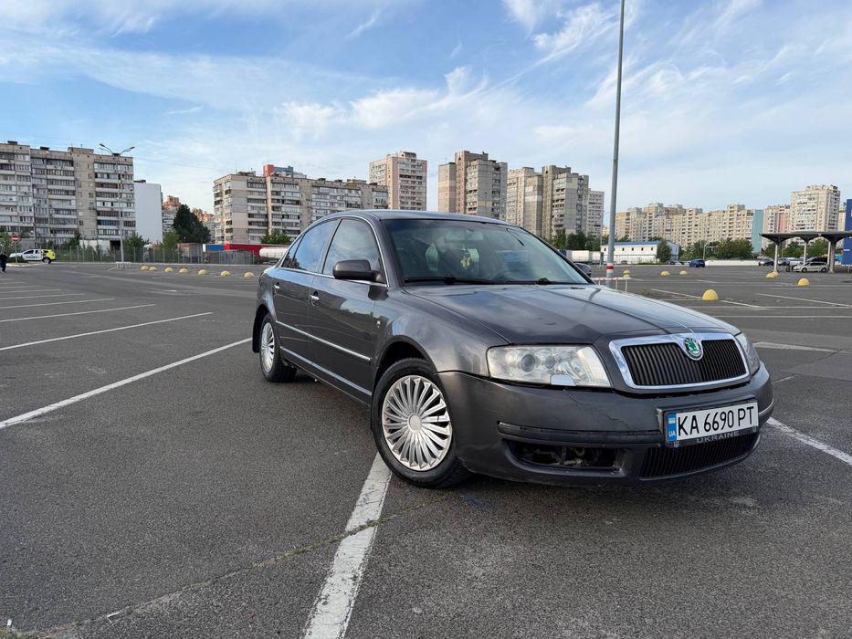 Skoda Superb 2002, 2.8 v6