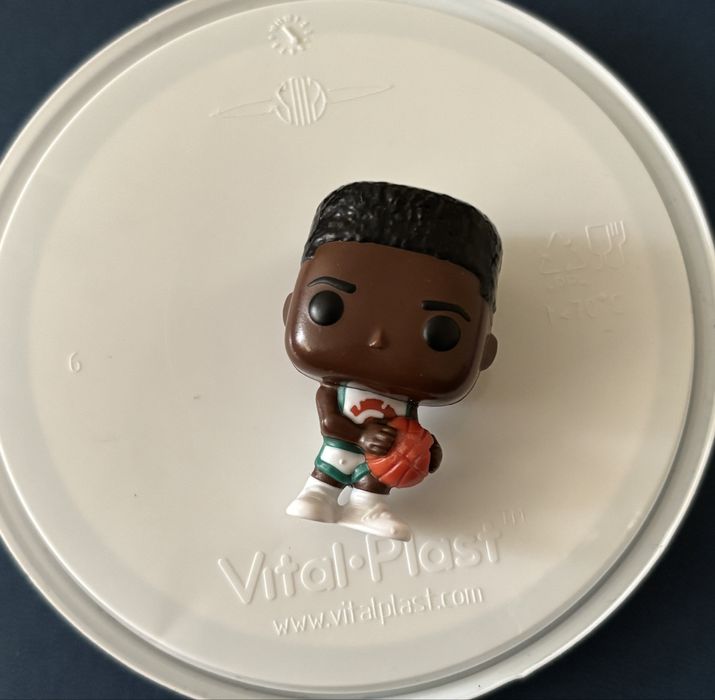 Колекційна фігурка  Kinder Joy Stranger Things Дивні дива,осд