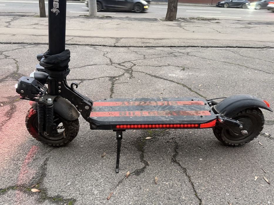 Продам Электросамокат Billgery 777800 с сиденьем  48V/18Ah