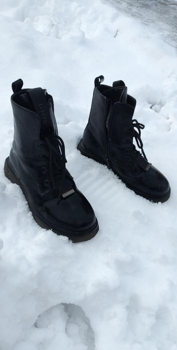 Чоботи для дівчинки 36 р