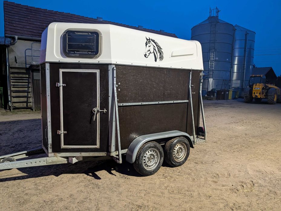 Sprzedam przyczepę do przewozu 2 koni Bukmanka