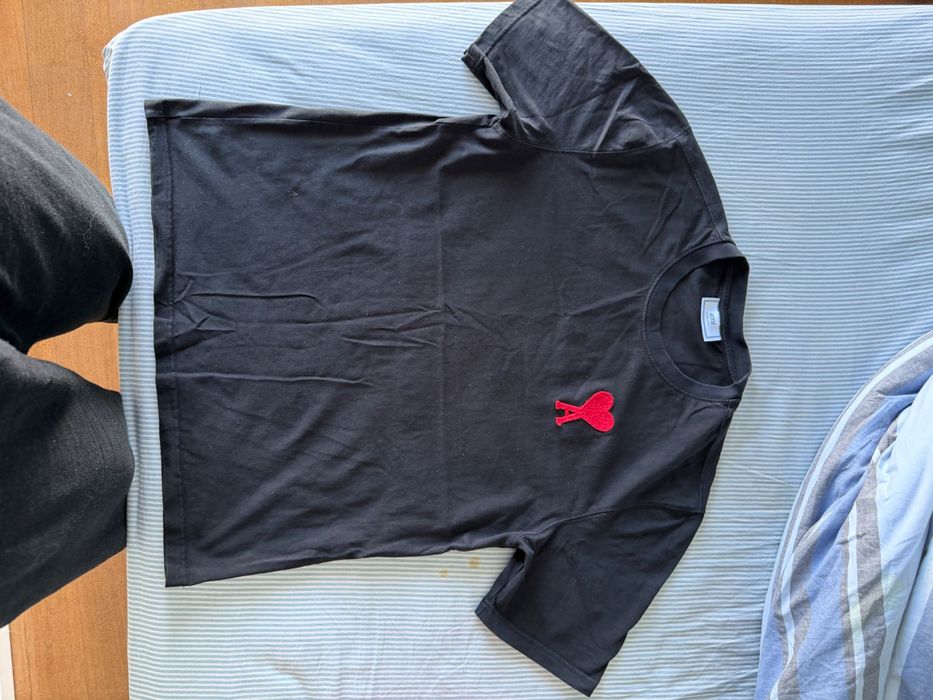 Roupas usadas em perfeito estado