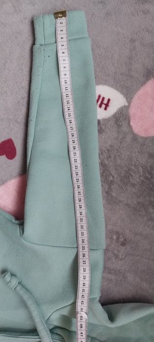 Продам комплект речей на дівчинку 4-5 років