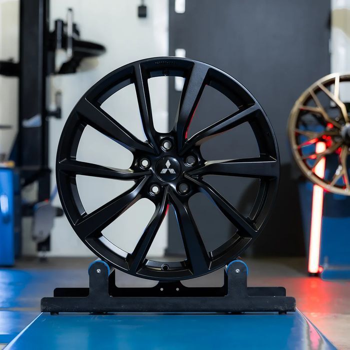 FABRYCZNIE NOWE Oryginalne Felgi MAK 19 Mitsubishi Outlander ASX RVR