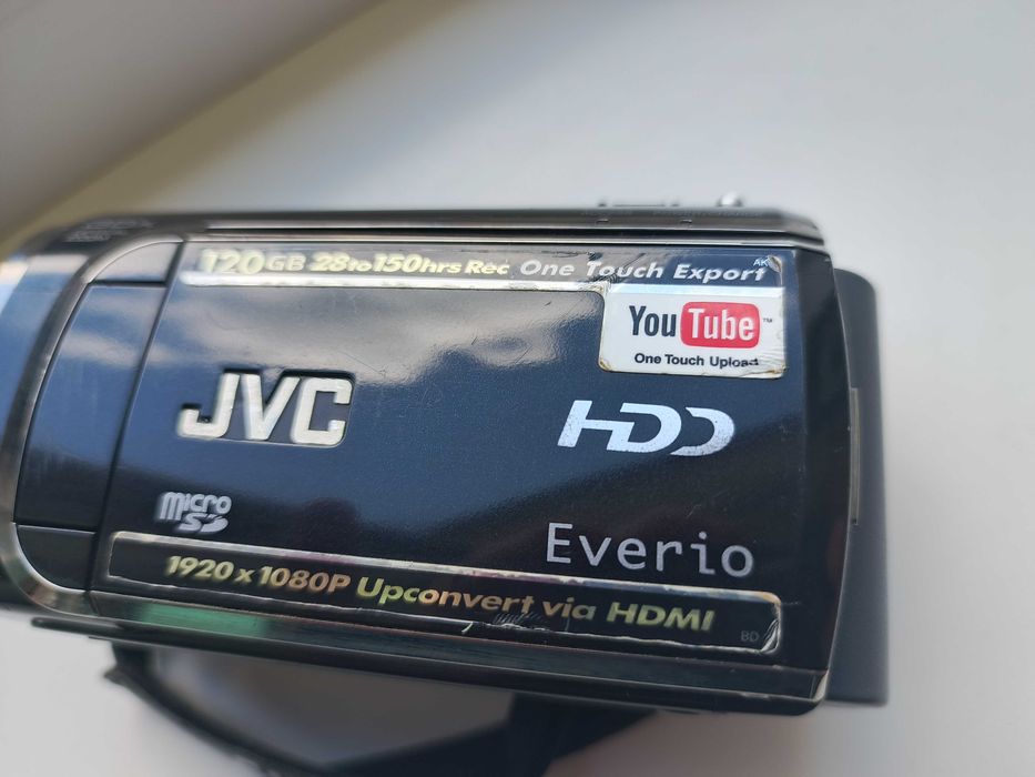 Відеокамера JVC Everio (HDD 120 ГБ / 29 годин) +слот Micro Sd +Комплект