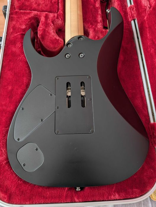 Gitara elektryczna Ibanez Prestige RG6UCS Uppercut Japan + case