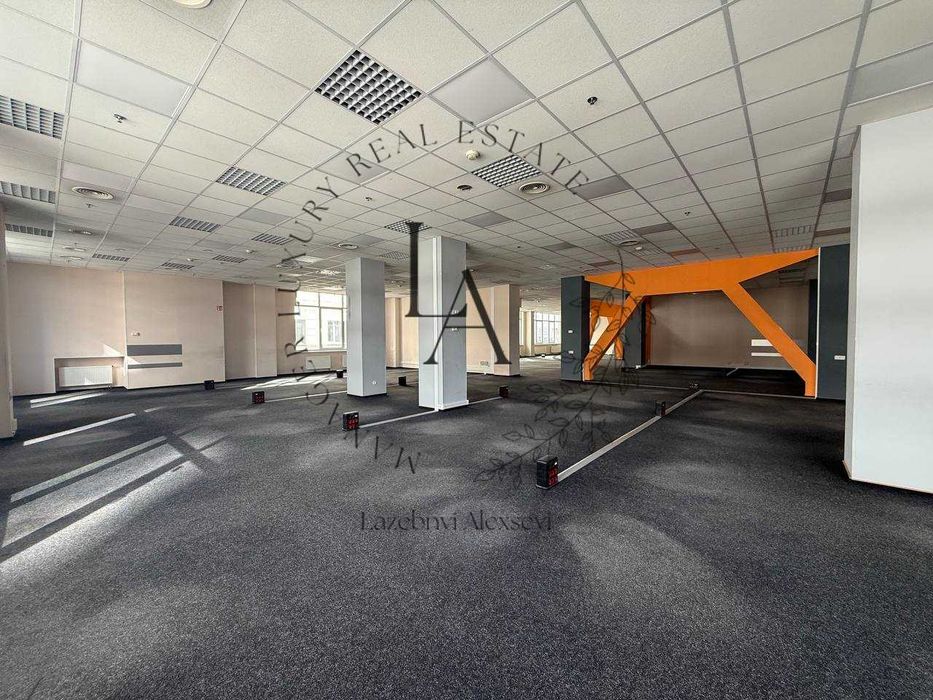 Сучасний офіс 1100м.Open Space.в БЦ Біля Олімпійського.Печерськ.БЕЗ%