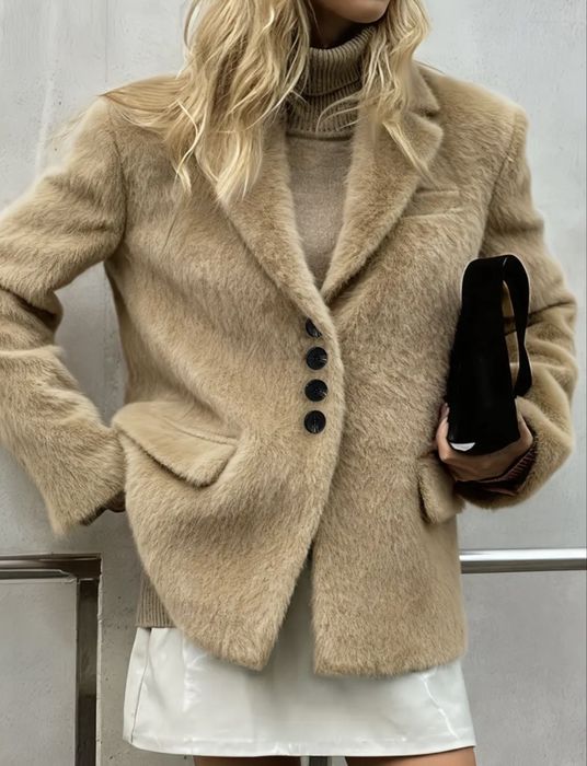 Elegancki płaszcz damski teddy – stylowy, miękki i ponadczasowy