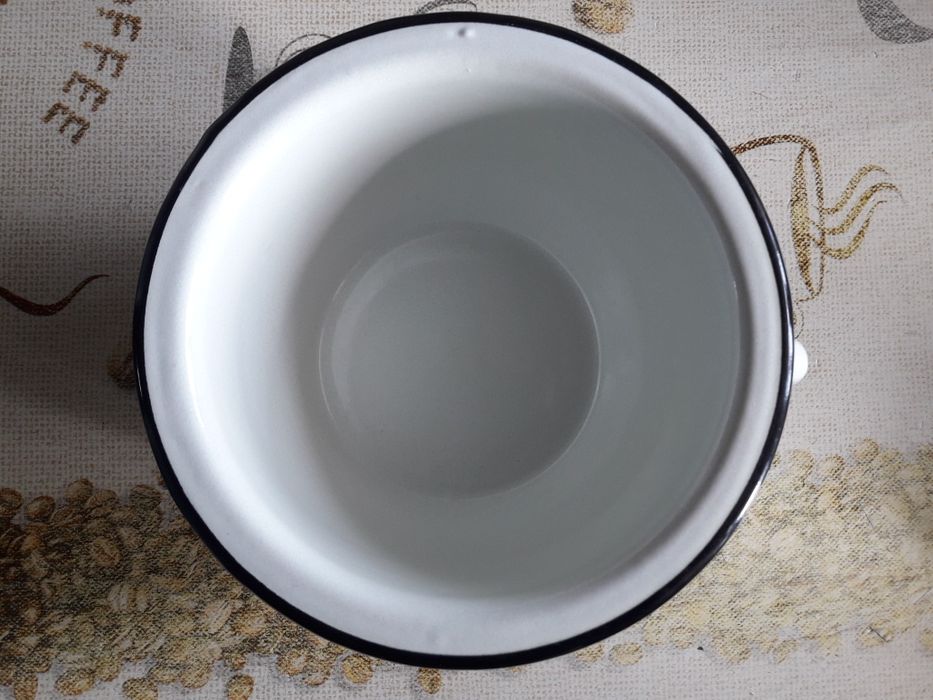 Кружка эмалированная новая кухоль 1,25 л