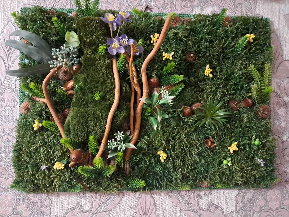 Жива картина з моху, ручна робота