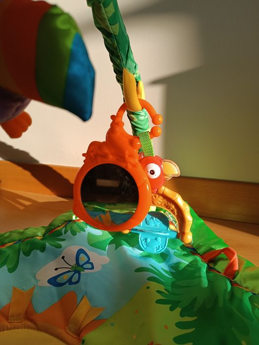 Ginásio/tapete de actividades musical da Fisher Price