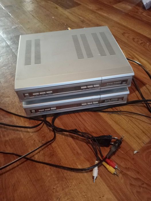 тюнер на спутниковые каналы с проводами