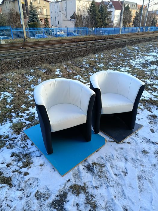 Fotel klubowy Fortisline – 2 sztuki | Stan bardzo dobry | Jak nowe
Na