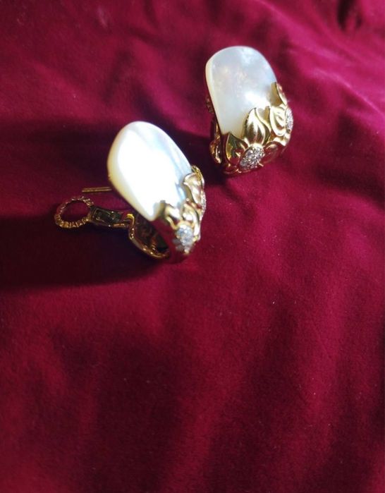 Сережки   Magerit  750 проба