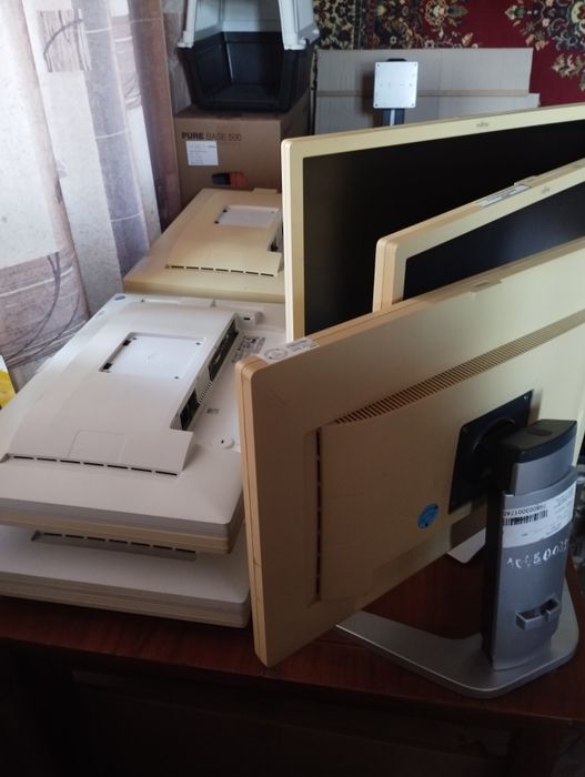 Монітори Fujitsu 24" - 1920*1200