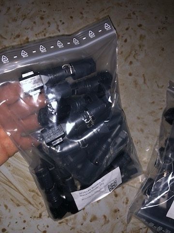 Продам конектори для сонячних панелей mc4