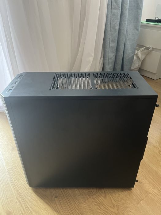 Fractal Design Core 2500 obudowa ATX