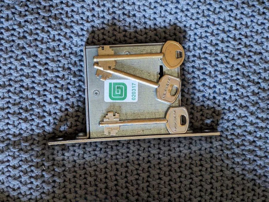 Замок до дверей ключі Єльбрус противоударний та противозломний