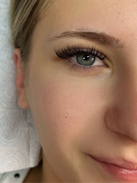 Przedlużanie rzęs z DOJAZDEM do klienta juz od 120 zł (standard i UV)