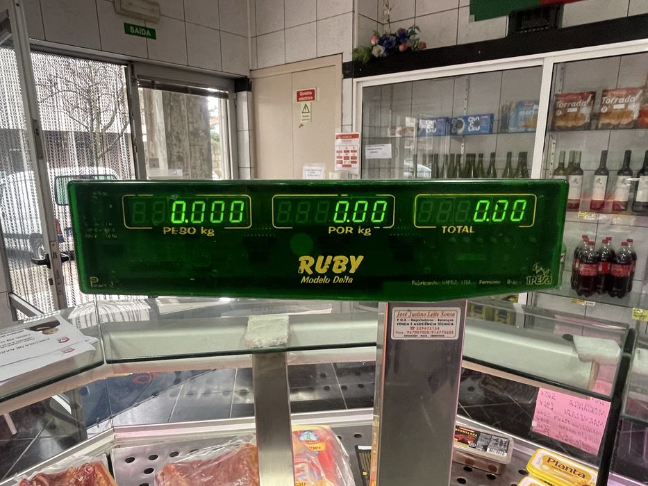 Balança eletrónica RUBY (até 15kg)