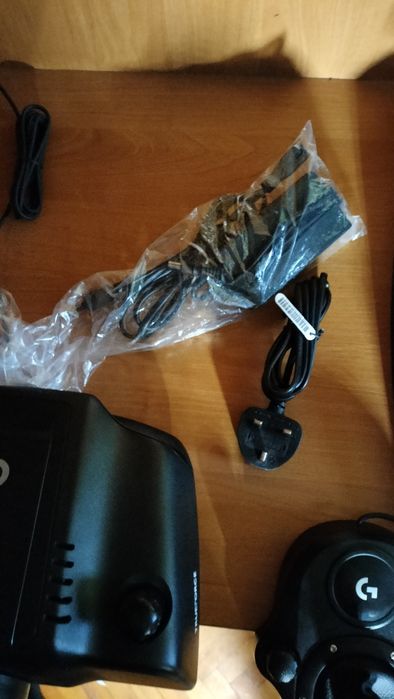 Ігровий руль Logitech g923