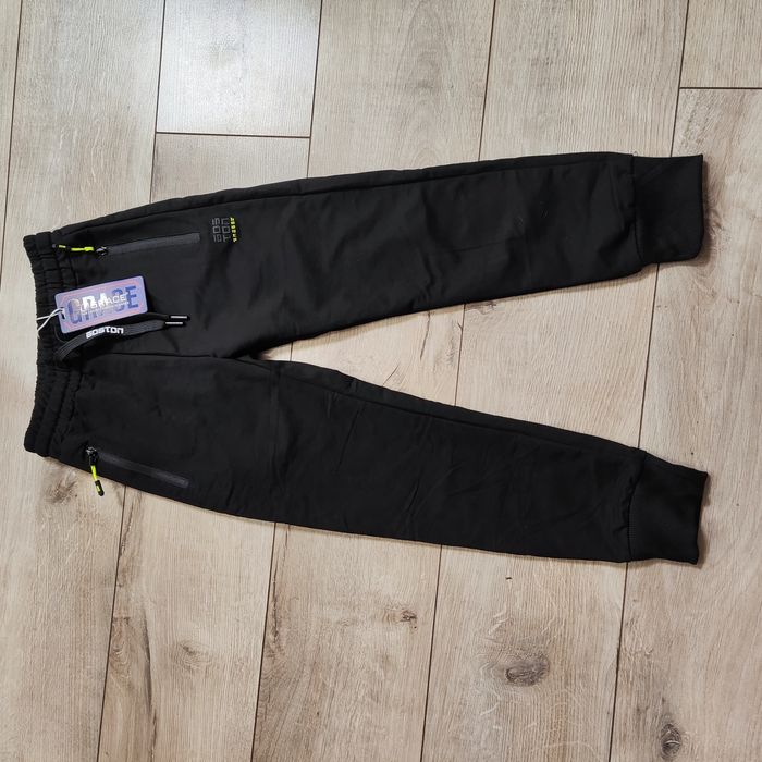 Продам спортивні штани для хлопчика